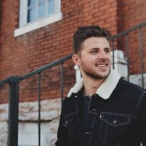 Meet your Posher, Tom